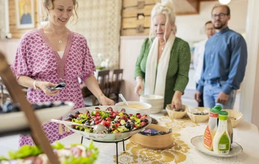 Together as a family - The family of the inn entrepreneur