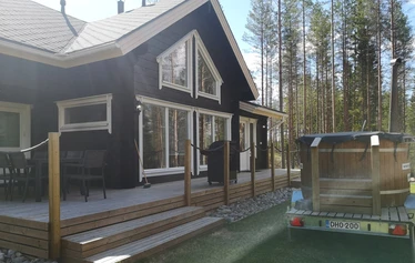 Paljua ja kuohuviiniä - Ympärillä upea luonto ja ihanat Nurmijoen Haapakosken maisemat, Pohjois-Savossa Sonkajärvellä.
