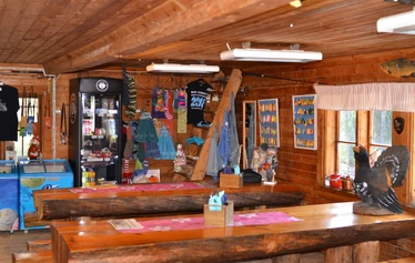 Jyrkänkoski, Ruukin Tupa - Frühlingsgefühle von Ruukin Tuvan, Sonkajärvi, Dorf Jyrkä, Nord-Savo. Foto: Wille Markkanen