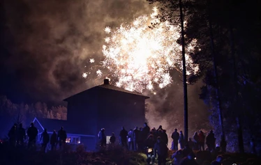 Valoshow - Pohjois-Savossa Sonkajärvellä Ruukin Tuvalla järjestetään syyskuussa vuosittain VOLOSHOW. Se on yksi Ylä-Savon isoimmista tapahtumista