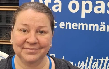 Oppaitamme Wiurilan kartanolla - Vasemmalta: Mirja Toivonen, Ensi Kulta, Tanja Bergroth, Reetta Rouhiainen, Sari Scimone
Kuva: Sari Scimone