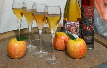 Villen viinitarhan rypäletasting - © Ville Salmi