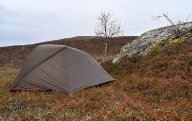 Vuokraa ultrakevyt mutta silti tilava MSR Freelite 3 -kupoliteltta Eurajoelta