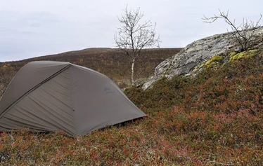Vuokraa ultrakevyt mutta silti tilava MSR Freelite 3 -kupoliteltta Eurajoelta