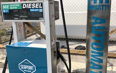 Seapointin polttoaine automaatti Hakkenpään veneasemalla