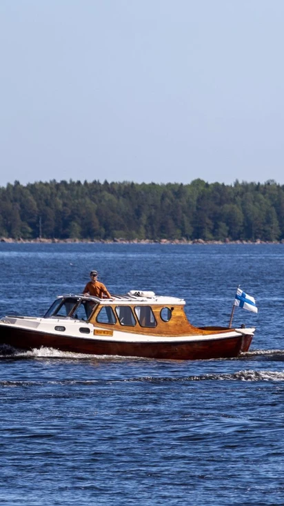 Kotkansaaren ympäri