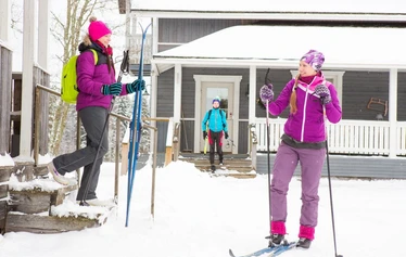 Hiihtäen majatalosta toiseen - Perinteistä latua lähes 100 km