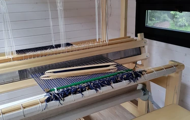 Kudontatyöpaja - Kankaan kutomista kokeilemassa