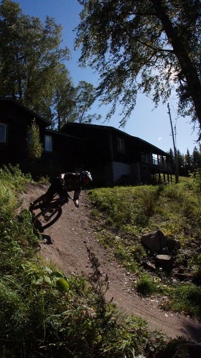 Nuuksio bikepark - kesätekemistä Nuuksiossa