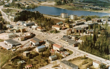 Parkanon keskusta joskus 1960-luvulla. Kuva: Parkano Seuran ry