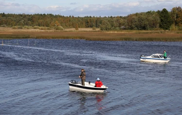 Taikapolku vie Kristiinankaupungin kupeen luontoon - Taikapolku avaa polkua Kristiinankaupungin puutalokaupungin rinnalta löytyvään Tiilitehtaanmäen ja Pohjoislahden luontoon.