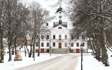 Taikapolku vie Kristiinankaupungin kupeen luontoon - Taikapolku avaa polkua Kristiinankaupungin puutalokaupungin rinnalta löytyvään Tiilitehtaanmäen ja Pohjoislahden luontoon.