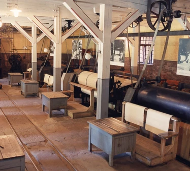 Kokoojakonesali - Kokoojakonesalissa on kahdeksan kokooja- eli arkkikonetta.