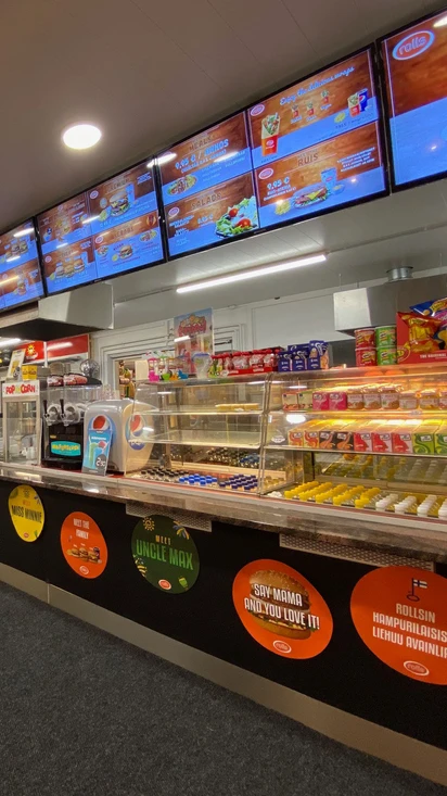 Touhis Café , Rolls & Hauskakauppa