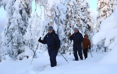 Vuokraa lumikengät Kolilta Kolin luontokeskus Ukosta - Retkipaikka Koli - Lähde lumikenkäilemään Kolin reiteille - vuokraa lumikengät Kolin luontokeskus Ukosta