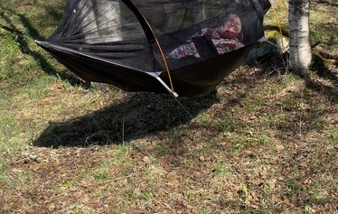 Riippumattorentoutus Kolin Mattila - moment Kolin Mattila spring 2025