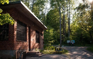 Kuolemanlaakso / Jäätelökahvila Paja