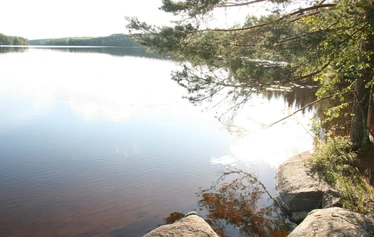 Panoraama sisäkuva - Näköaloin 3,5 km Vehkajärven toiseen päähän.