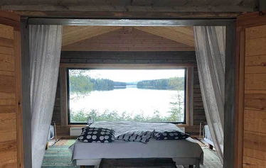 Panoraama sisäkuva - Näköaloin 3,5 km Vehkajärven toiseen päähän.