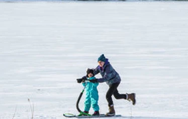 Talvisen kansallispuiston koet parhaiten liukulumikenkien kanssa - Kuva: OAC sport