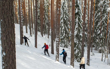 OAC liukulumikenkäsukset on upea tapa nauttia talvisesta luonnosta - Kauttamme vuokravälineet, retket sekä käytetyt ja uudet OAC liukulumikengät!