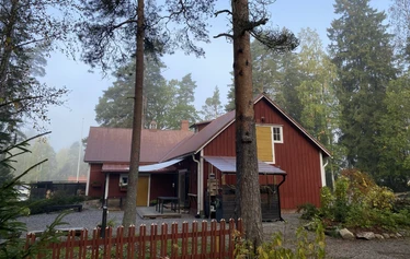 Hääjuhla Tallilla - Kuva: Tiia Koskela @elamankauniithetket