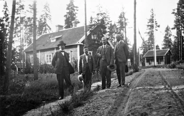 Ministeri Kajander visiitillä 1920-luvulla