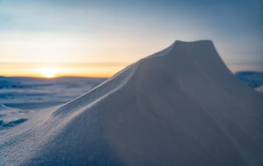 Opas Martti Niskanen tunturiretkellä. Kuva © Sassen en Verstraaten fotografie