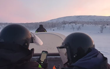Sámi & Reindeer Experience with Family Tornensis