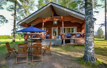 Kastehelmi
