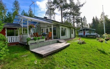 Kastehelmi