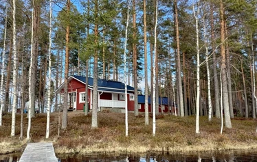 Saunatupa Kolmikannan leirintäalue - Vuokraa saunatupa kokouksiin tai saunailtaan. Soveltuu noin 10 henkilön porukoille.