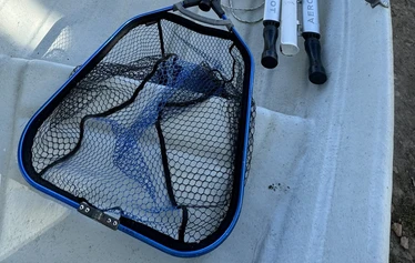 Kalastuvarusteltu soutuvene ympärivuotiseen kalastukseen Heinolassa - Tule Heinolaan soutukalastamaan ympäri vuoden!
Soutukalastus on mahdollista aina -8c asti.
Kokeile talvisoutua, se on maaginen kokemus!